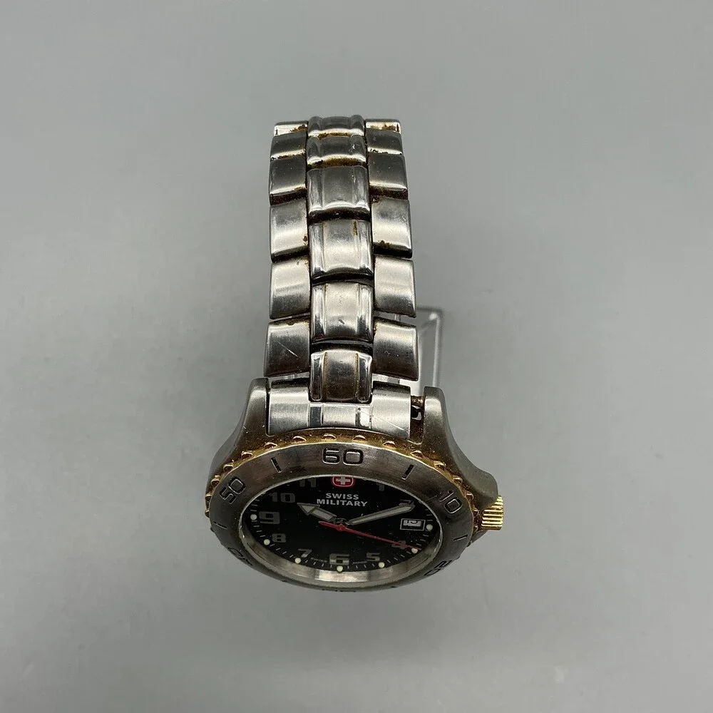 Swiss Military Cavalry Mens Watch 39mm Black Dial 095.1536 New Battery 7.5